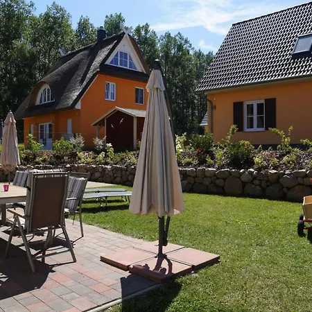 Nachtigall, Glowe, Cleaning Included *