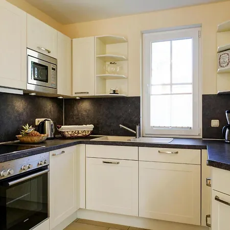 Nachtigall, Glowe, Cleaning Included * غلوفي