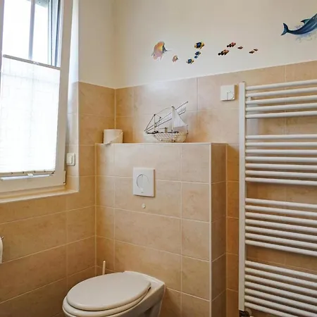 بيت للعطل Nachtigall, Glowe, Cleaning Included غلوفي