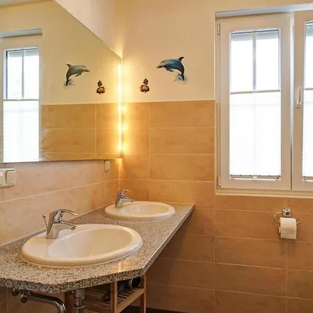 Nachtigall, Glowe, Cleaning Included بيت للعطل غلوفي